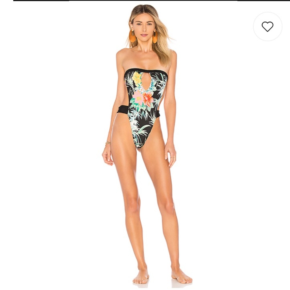 REVOLVE INDAH ACAPULCO ONE PIECE IN TROPICAL